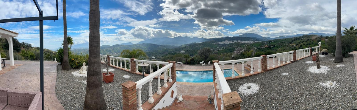 Finca - Cortijo in Guaro-13