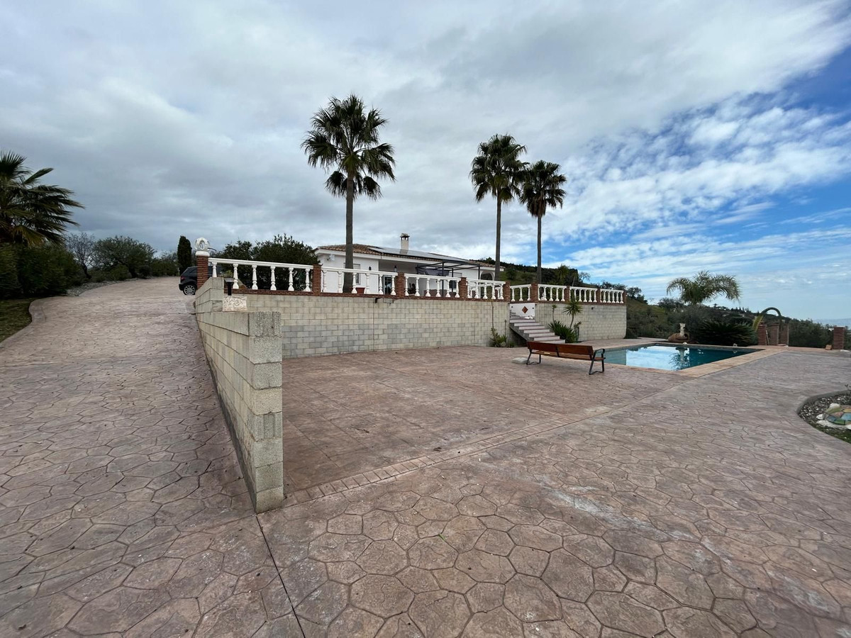 Finca - Cortijo in Guaro-25