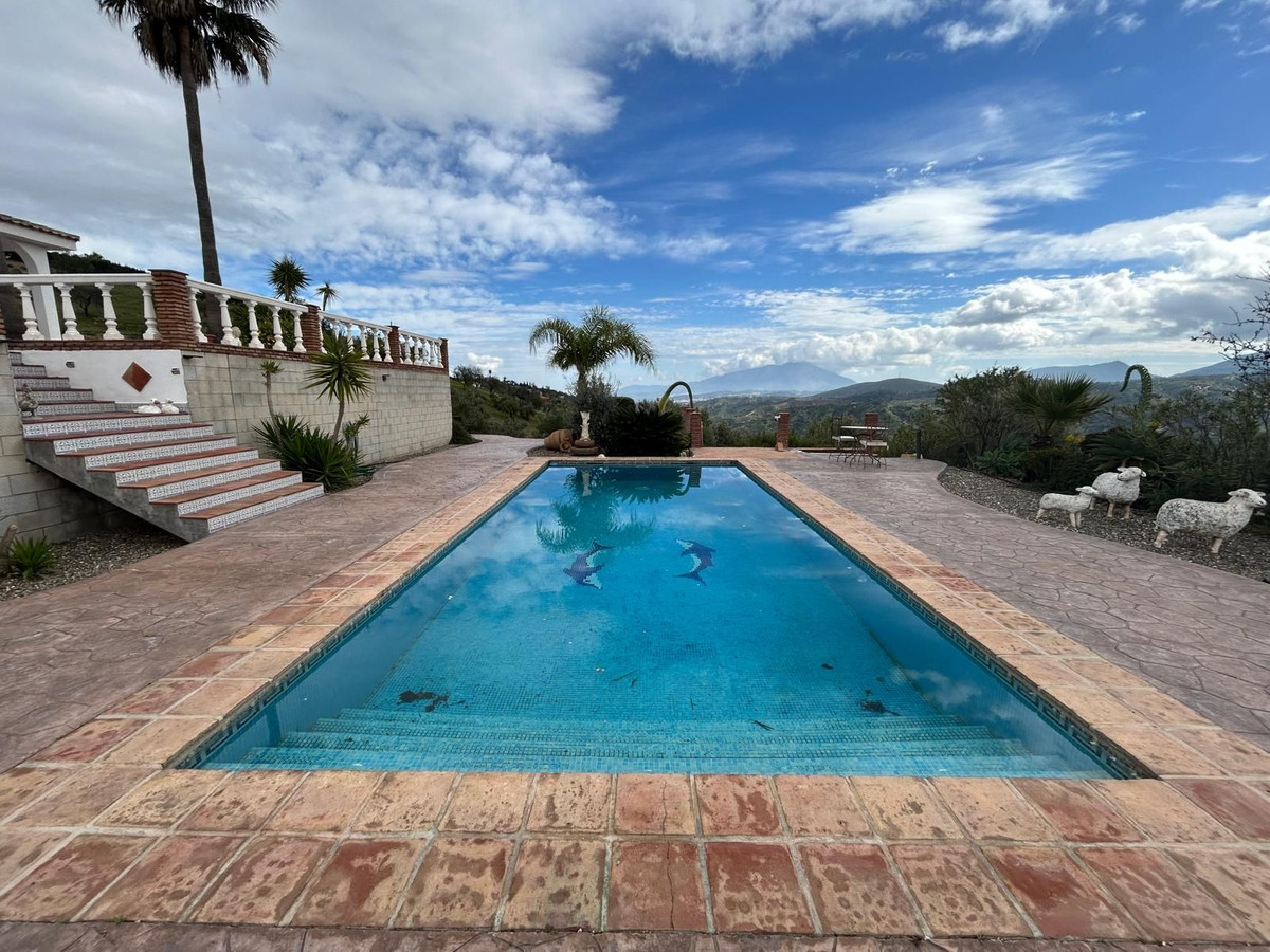 Finca - Cortijo in Guaro-26