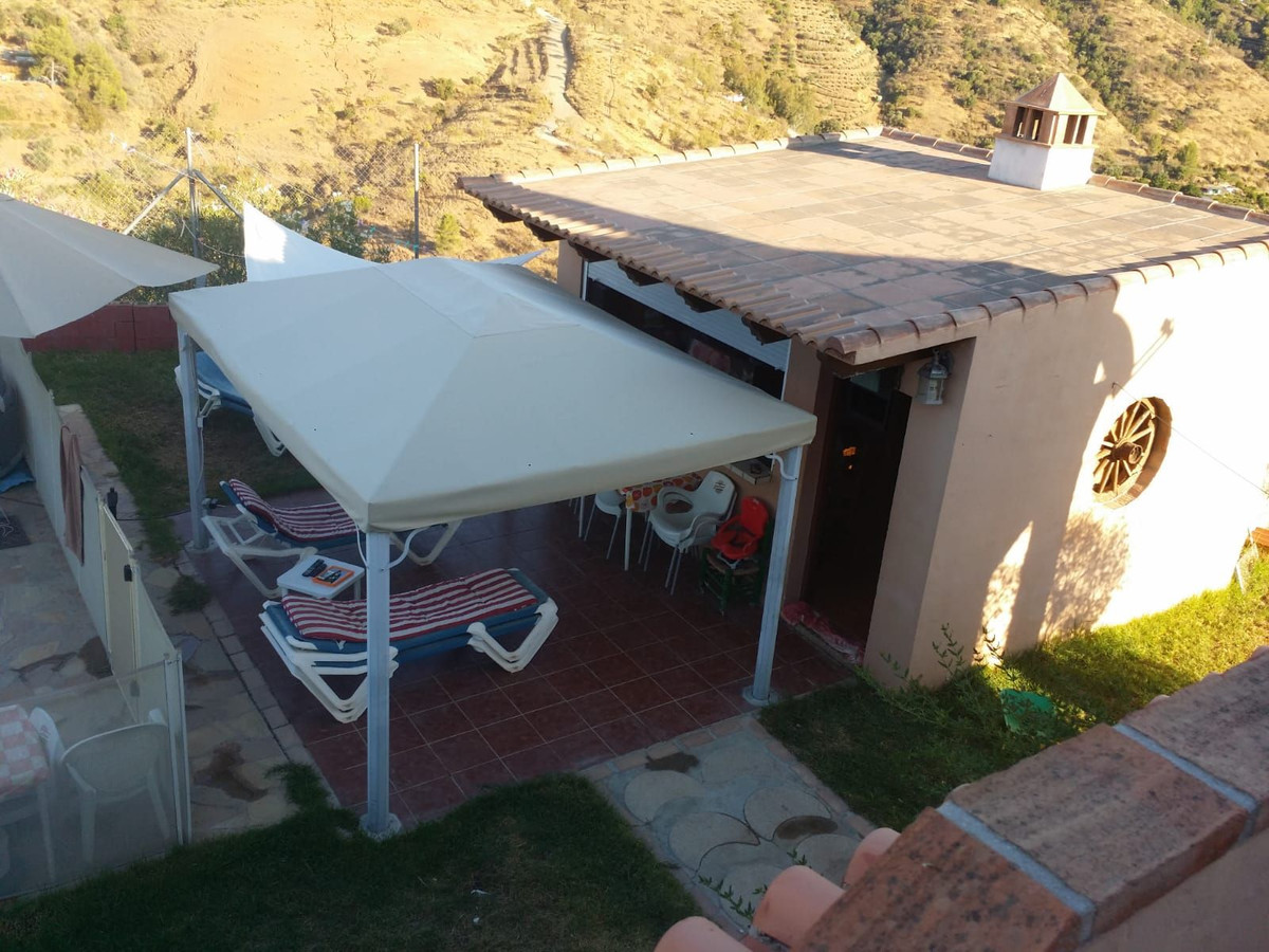 Finca - Cortijo te koop in Guaro | 5 slaapkamers H5044507