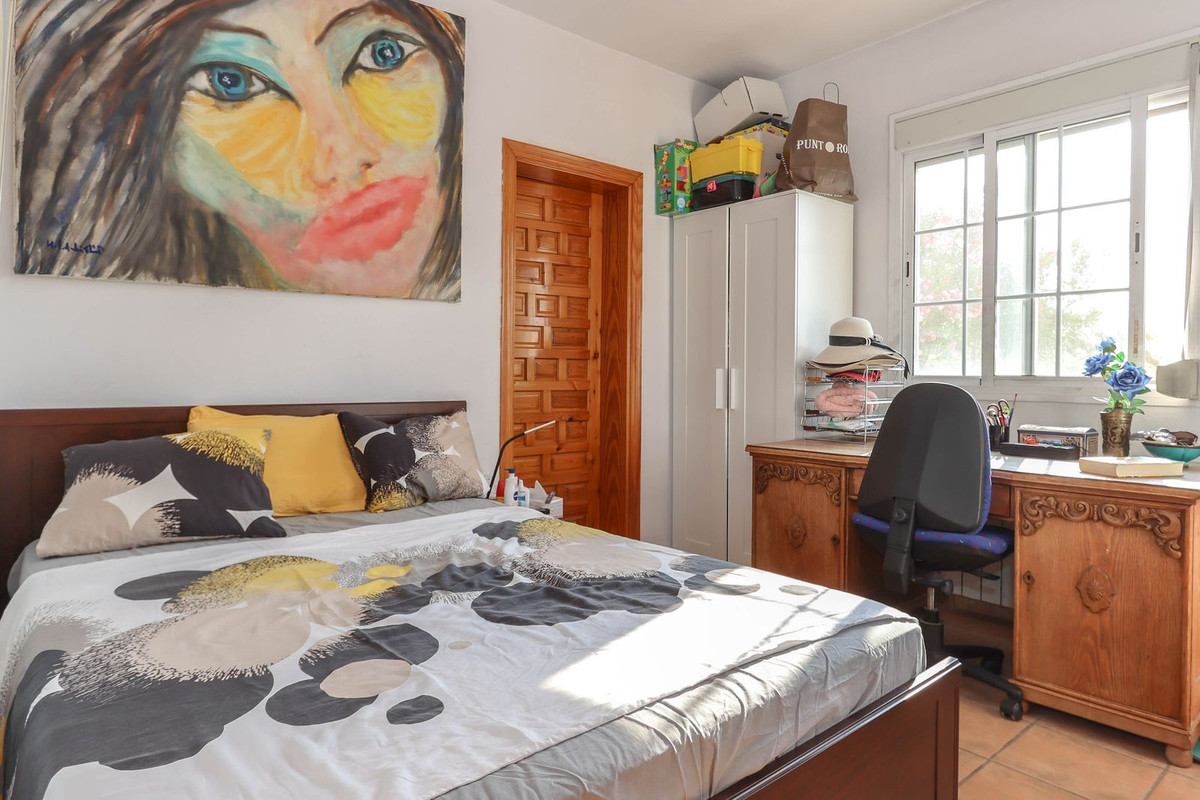 Vrijstaande Villa te koop in Guaro | 3 slaapkamers H5060884