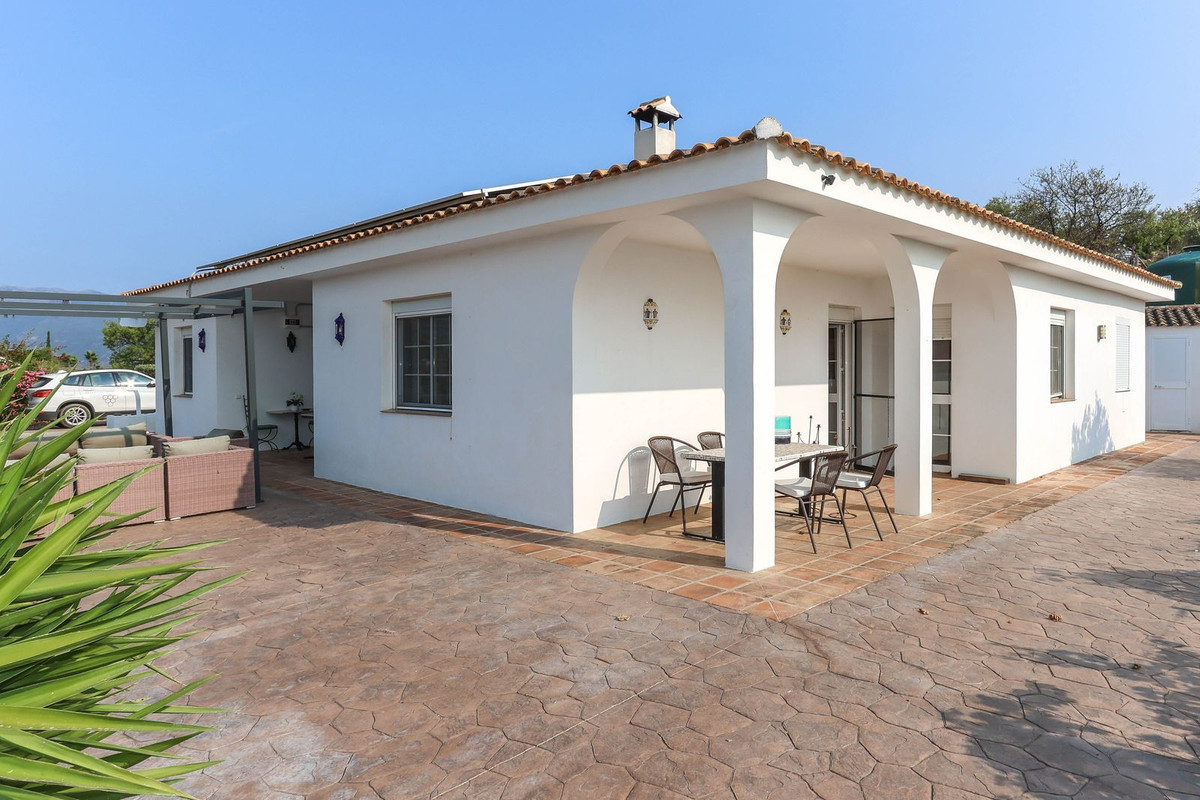 Vrijstaande Villa te koop in Guaro | 3 slaapkamers H5060884