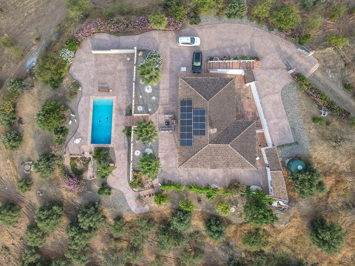 Vrijstaande Villa te koop in Guaro | 3 slaapkamers H5060884