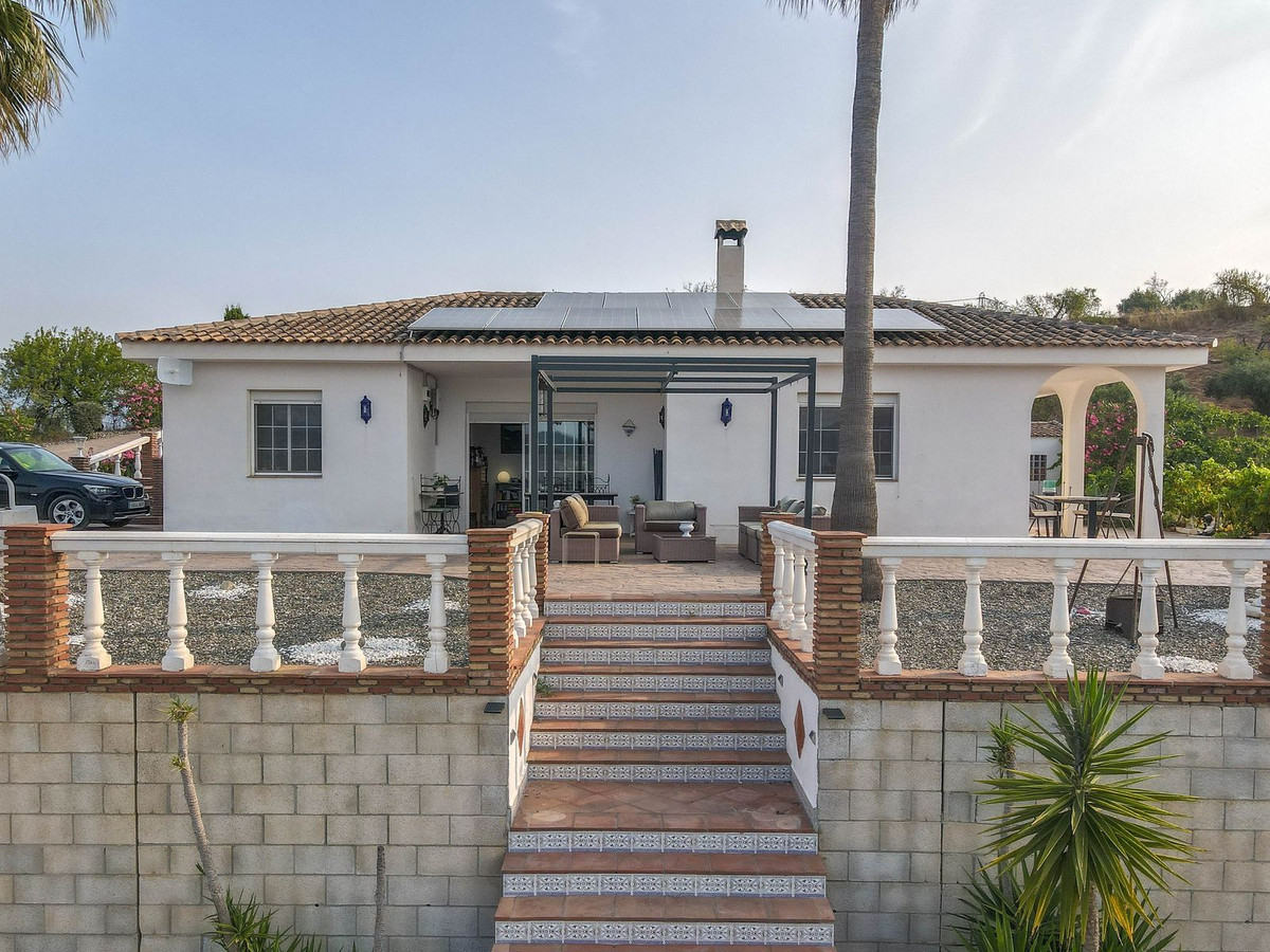 Vrijstaande Villa te koop in Guaro | 3 slaapkamers H5060884