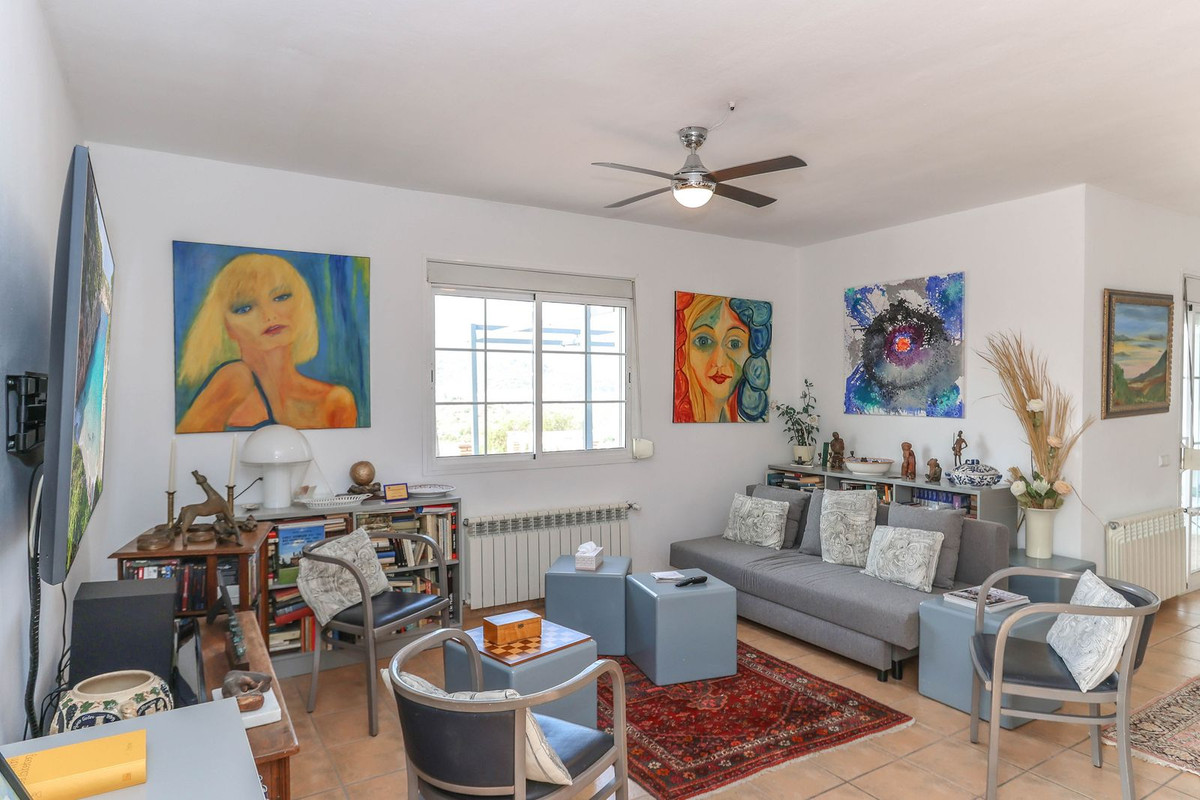Vrijstaande Villa te koop in Guaro | 3 slaapkamers H5060884