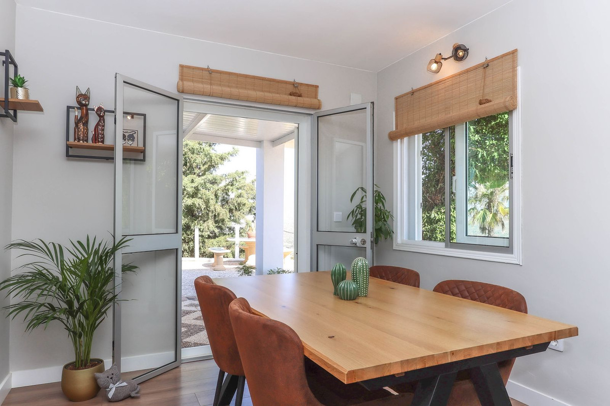 Vrijstaande Villa te koop in Guaro | 3 slaapkamers H5079136