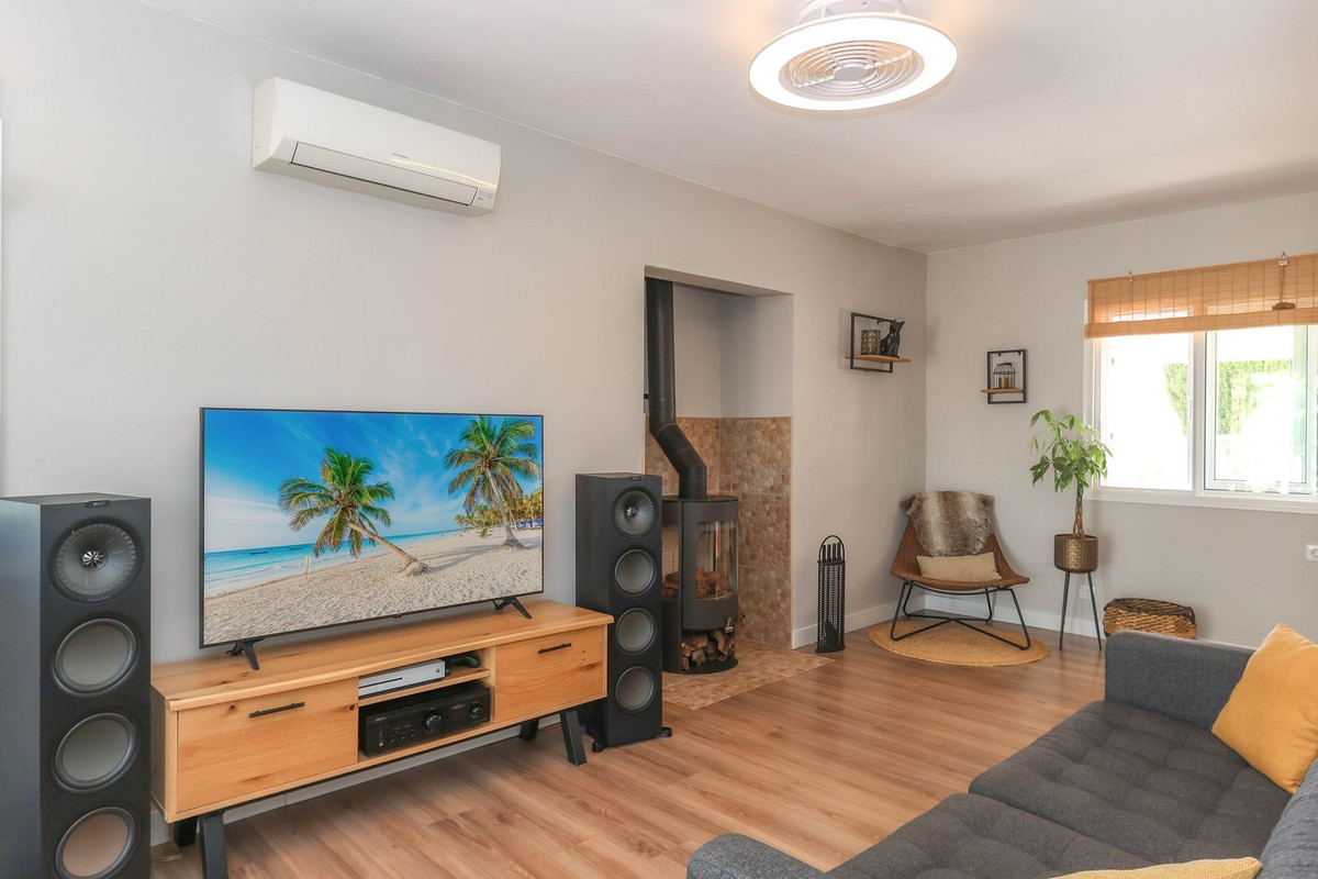 Vrijstaande Villa te koop in Guaro | 3 slaapkamers H5079136