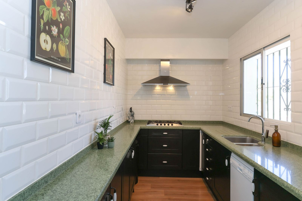 Vrijstaande Villa te koop in Guaro | 3 slaapkamers H5079136