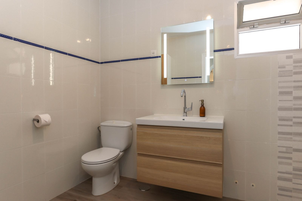 Vrijstaande Villa te koop in Guaro | 3 slaapkamers H5079136