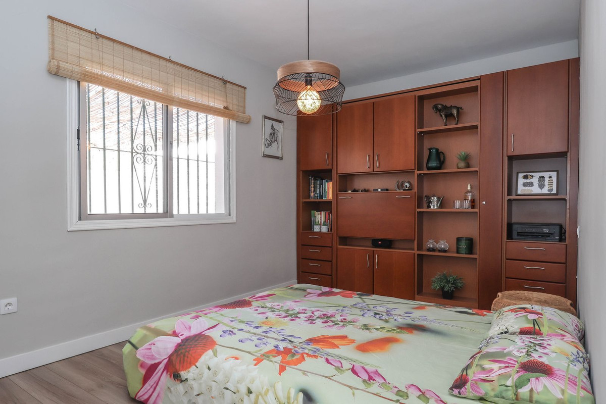 Vrijstaande Villa te koop in Guaro | 3 slaapkamers H5079136