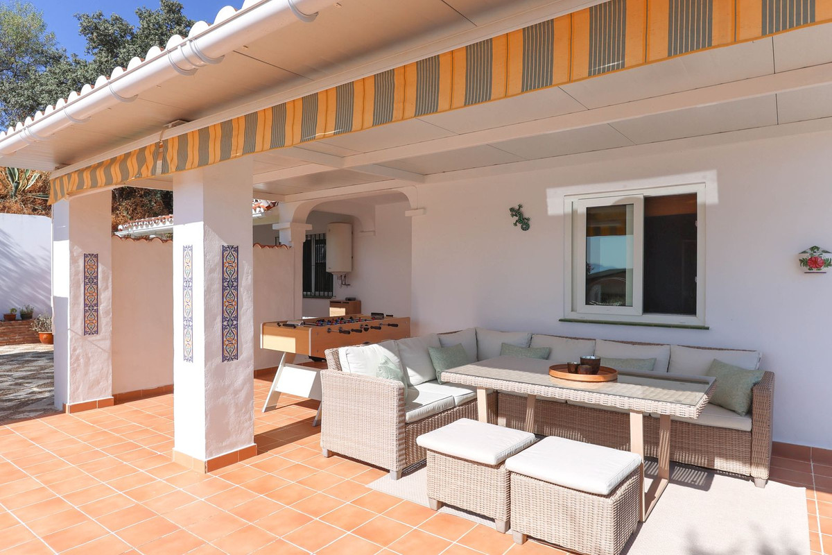 Vrijstaande Villa te koop in Guaro | 3 slaapkamers H5079136