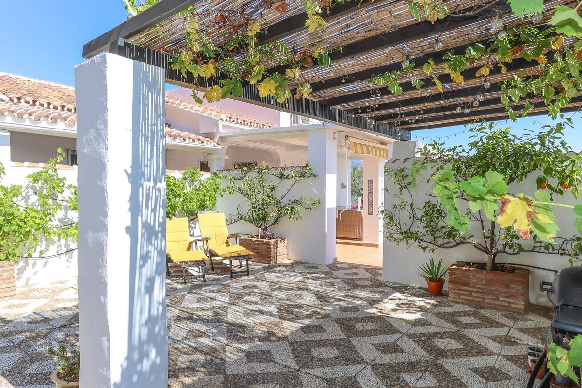 Vrijstaande Villa te koop in Guaro | 3 slaapkamers H5079136