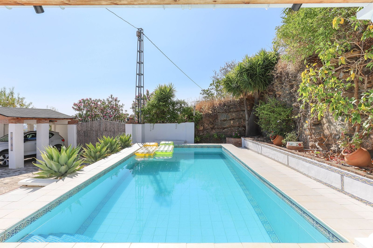 Vrijstaande Villa te koop in Guaro | 3 slaapkamers H5079136