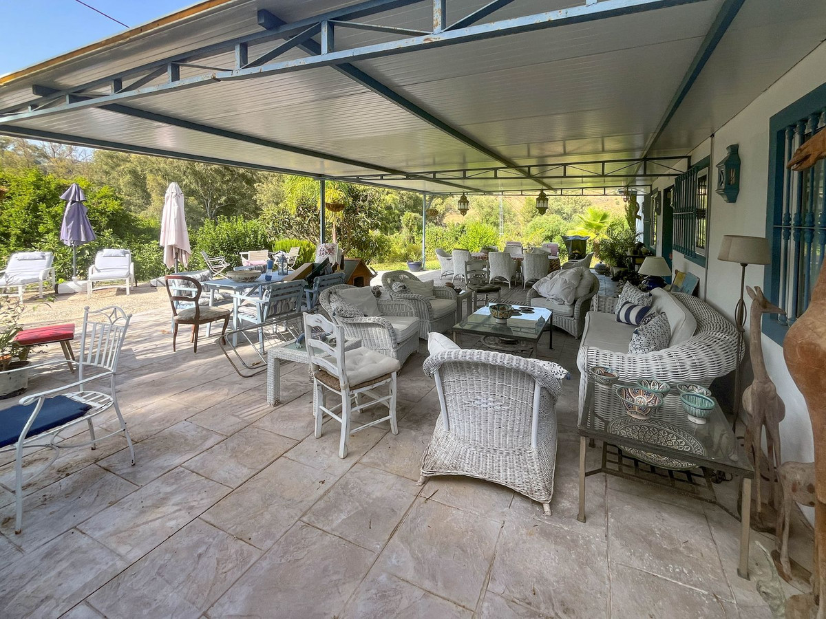 Finca - Cortijo te koop in Guaro | 4 slaapkamers H5110768