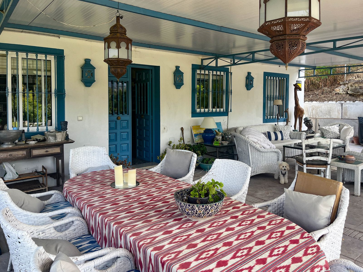 Finca - Cortijo te koop in Guaro | 4 slaapkamers H5110768