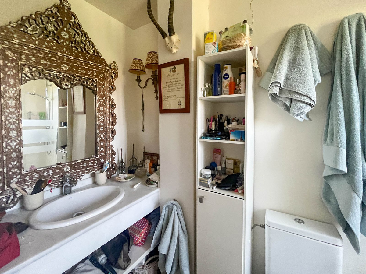 Finca - Cortijo te koop in Guaro | 4 slaapkamers H5110768