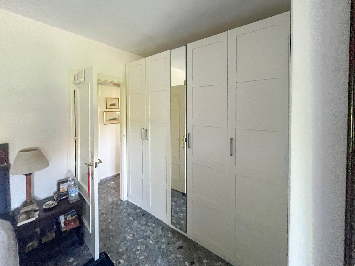 Finca - Cortijo te koop in Guaro | 4 slaapkamers H5110768