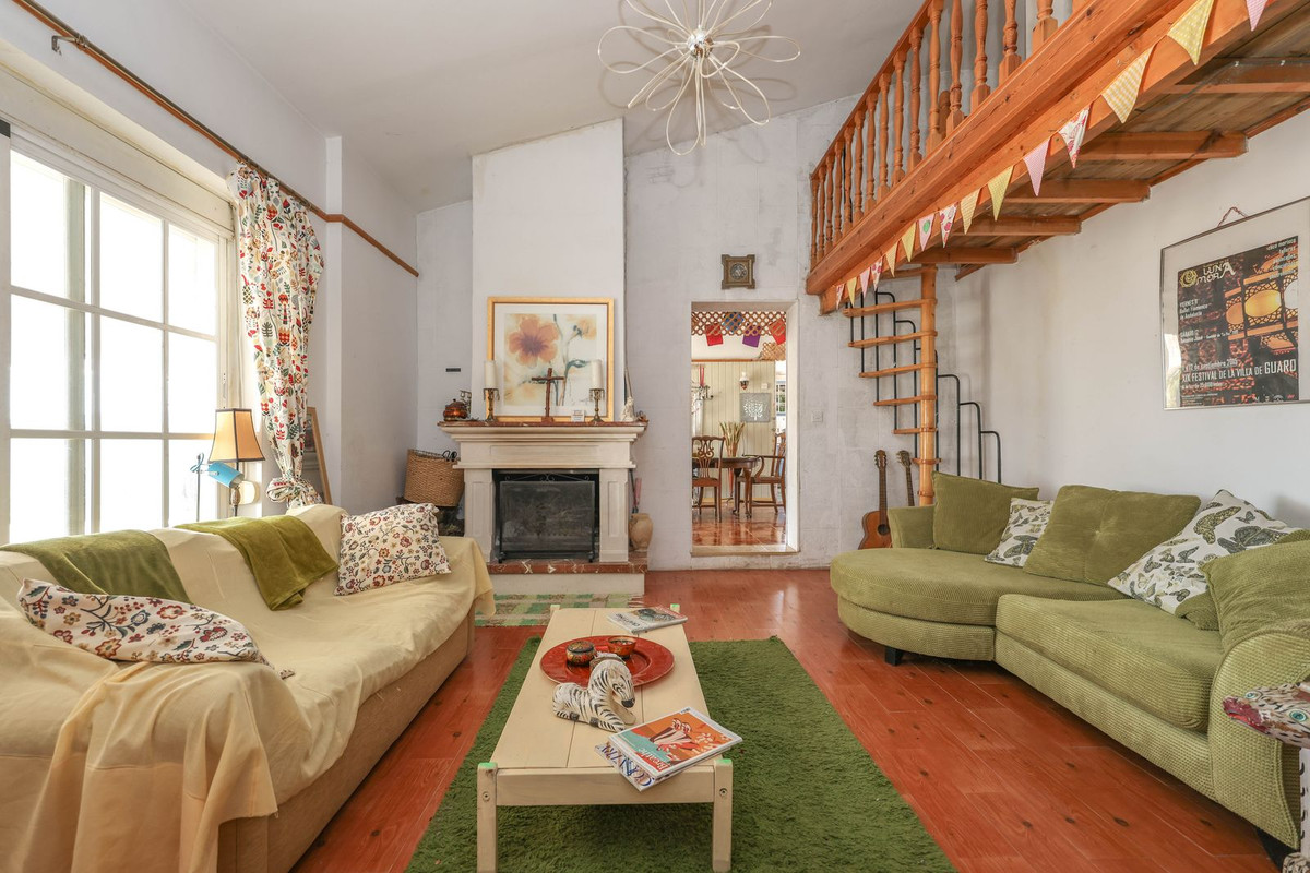 Vrijstaande Villa te koop in Guaro | 3 slaapkamers H5212294