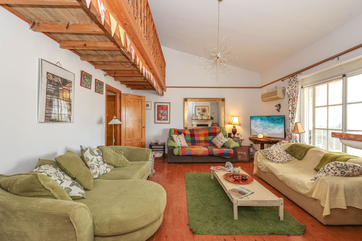 Vrijstaande Villa te koop in Guaro | 3 slaapkamers H5212294