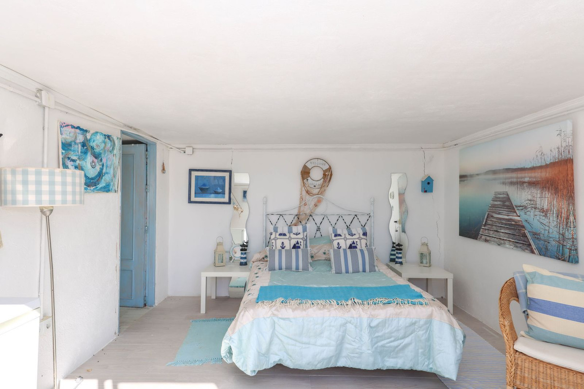 Vrijstaande Villa te koop in Guaro | 3 slaapkamers H5212294