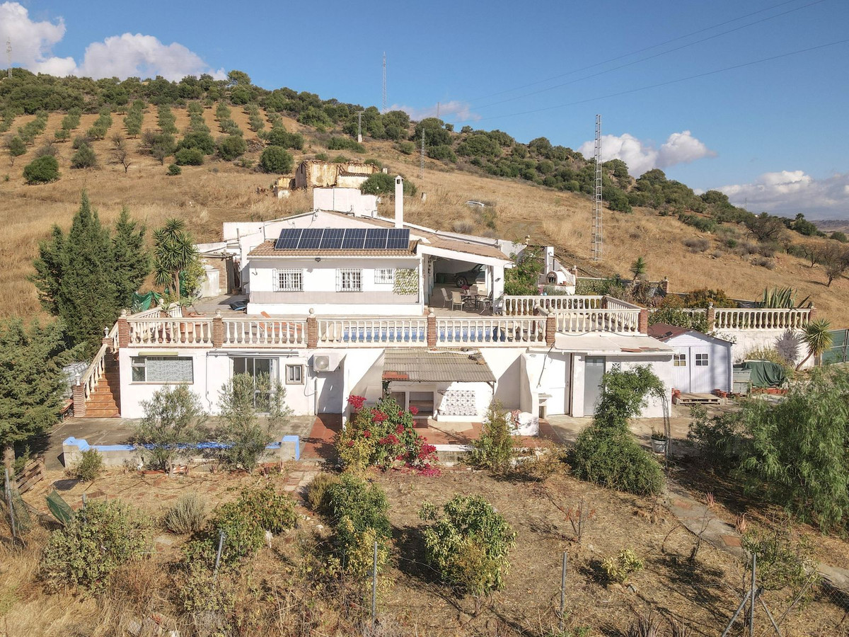 Vrijstaande Villa te koop in Guaro | 3 slaapkamers H5212294