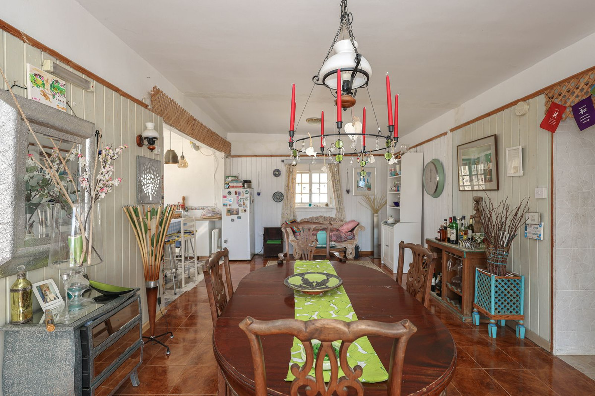 Vrijstaande Villa te koop in Guaro | 3 slaapkamers H5212294