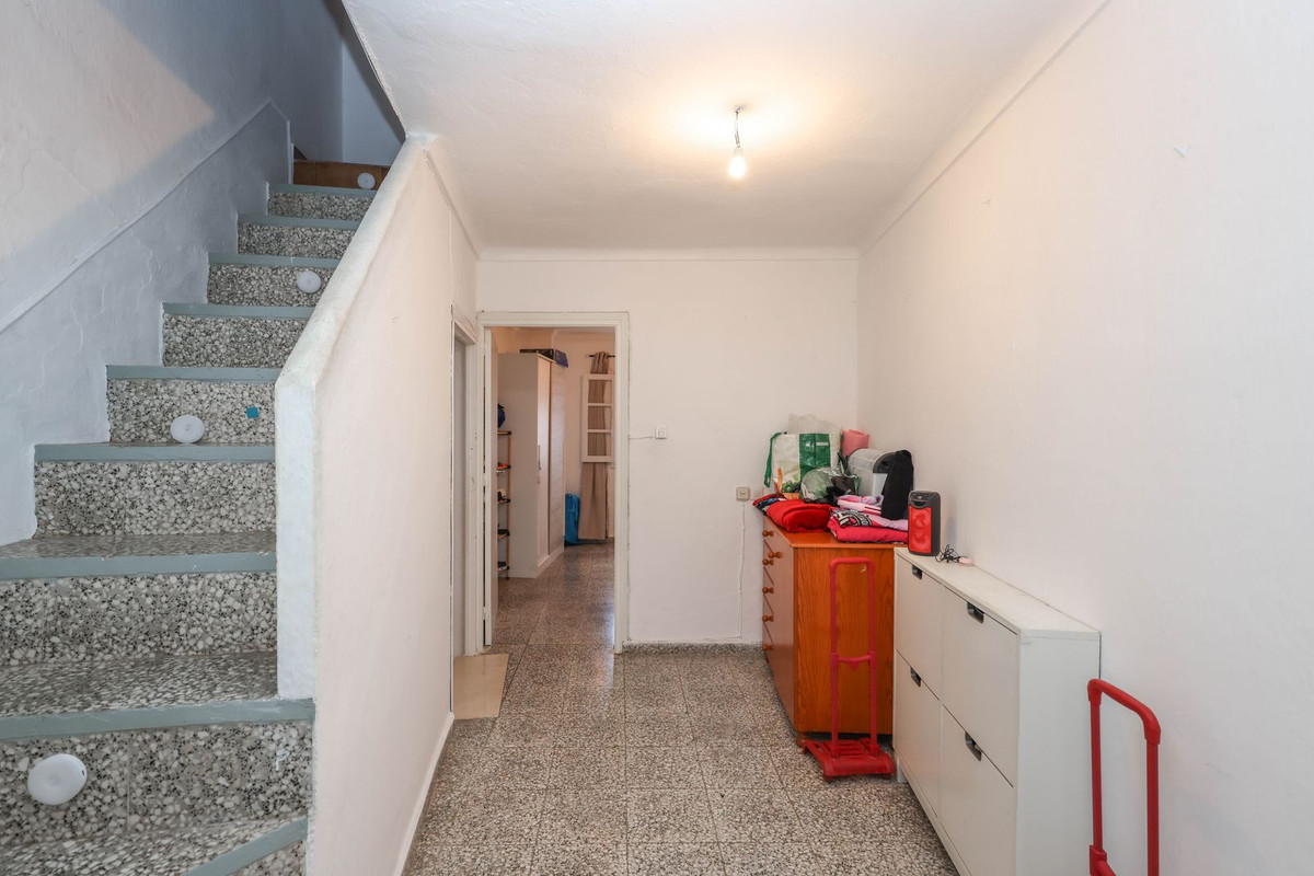 Geschakelde Woning te koop in Guaro | 4 slaapkamers H5229598