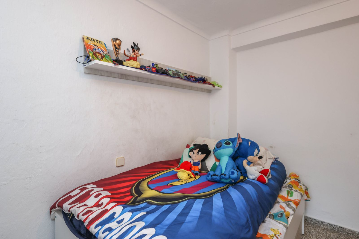 Geschakelde Woning te koop in Guaro | 4 slaapkamers H5229598