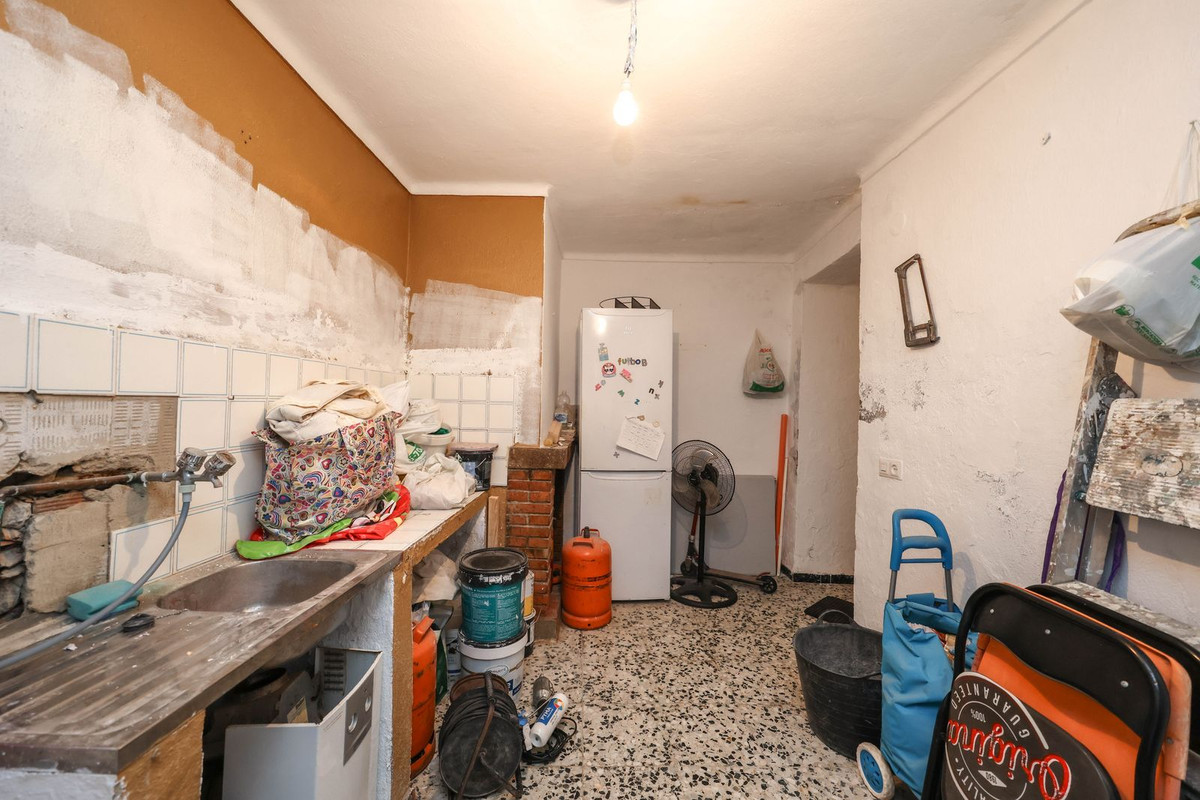 Geschakelde Woning te koop in Guaro | 4 slaapkamers H5229598