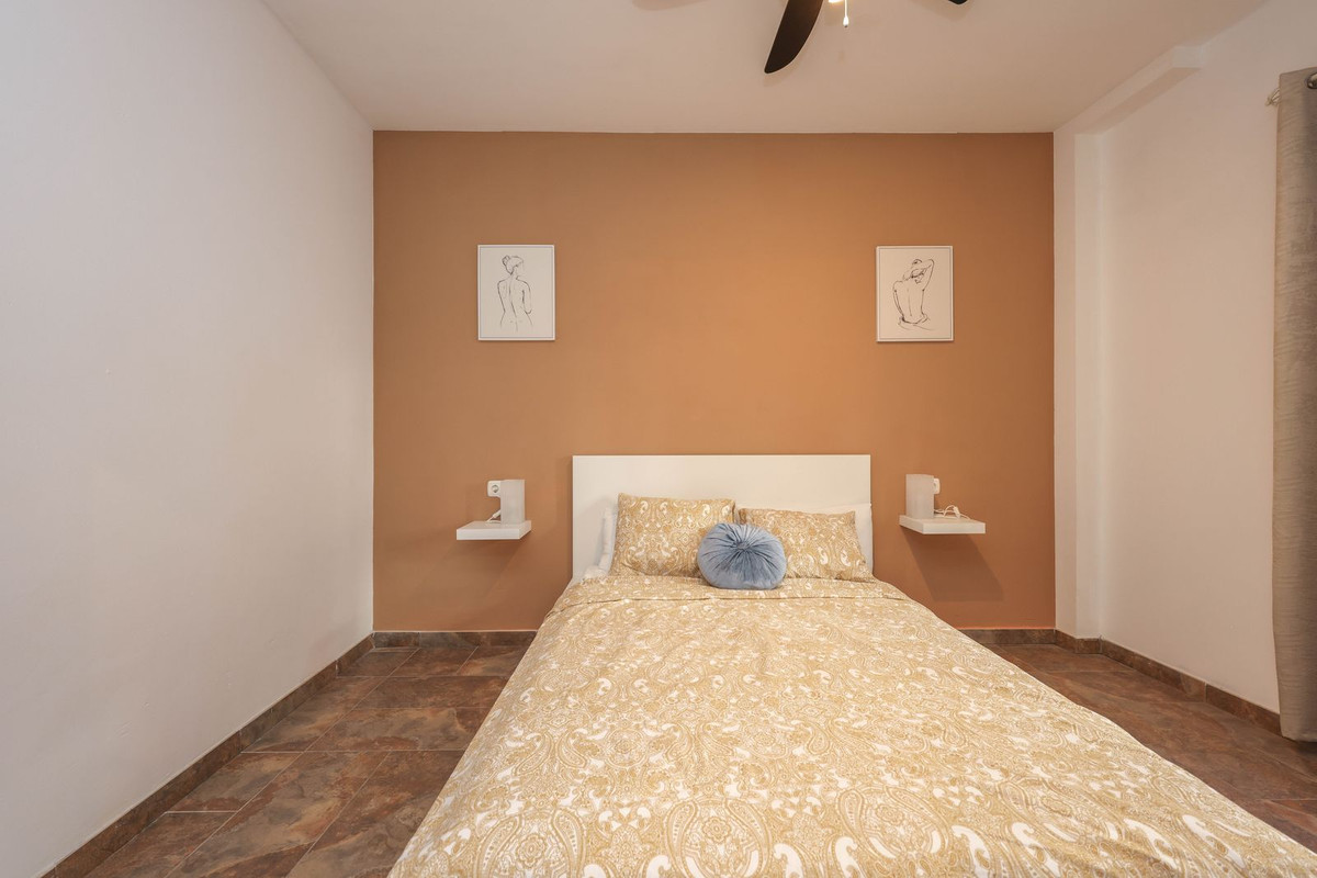 Geschakelde Woning te koop in Guaro | 4 slaapkamers H5236048