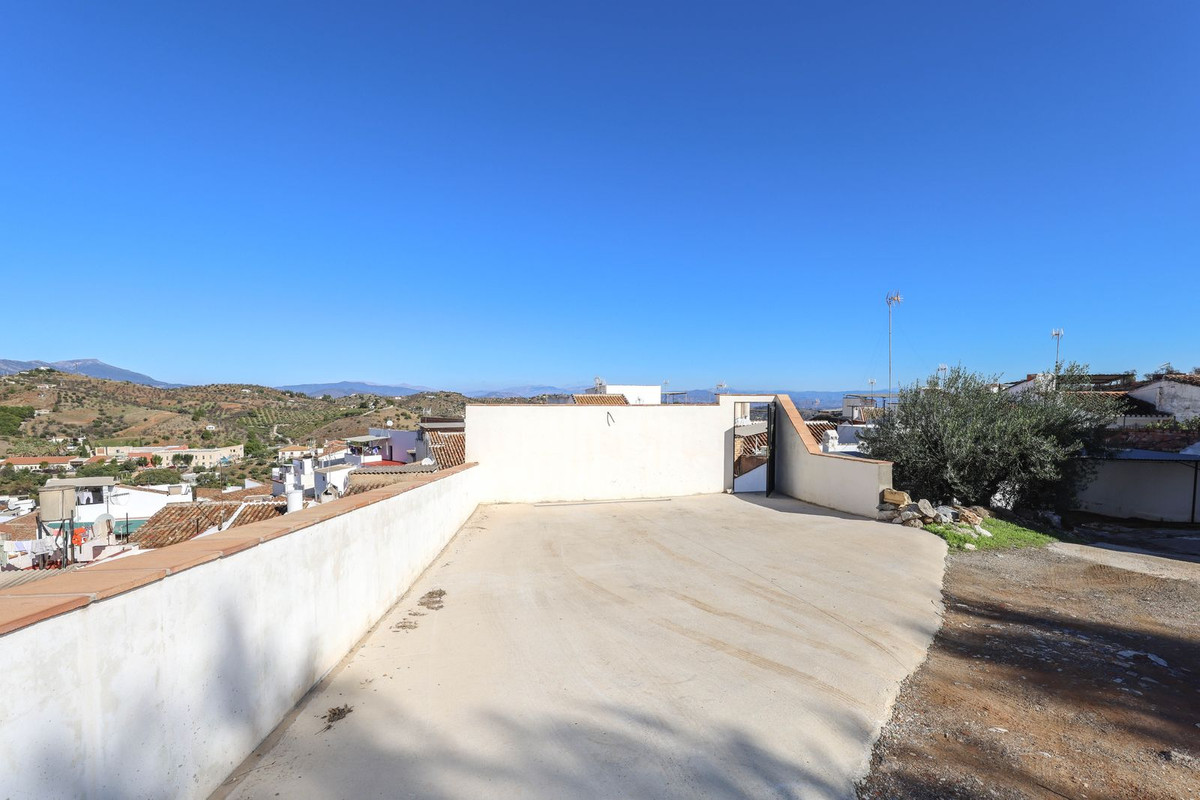 Geschakelde Woning te koop in Guaro | 4 slaapkamers H5236048