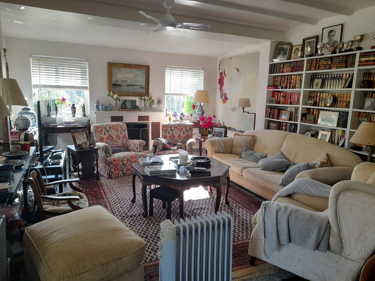 Finca - Cortijo te koop in Guaro | 4 slaapkamers H5245231