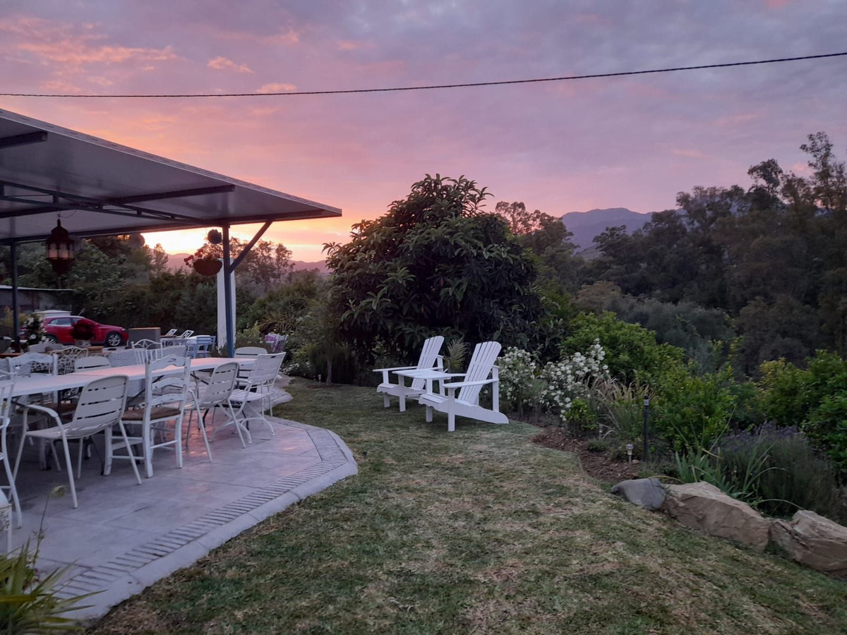 Finca - Cortijo te koop in Guaro | 4 slaapkamers H5245231