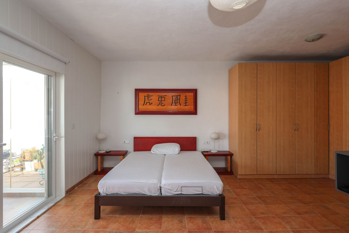 Property main view 20