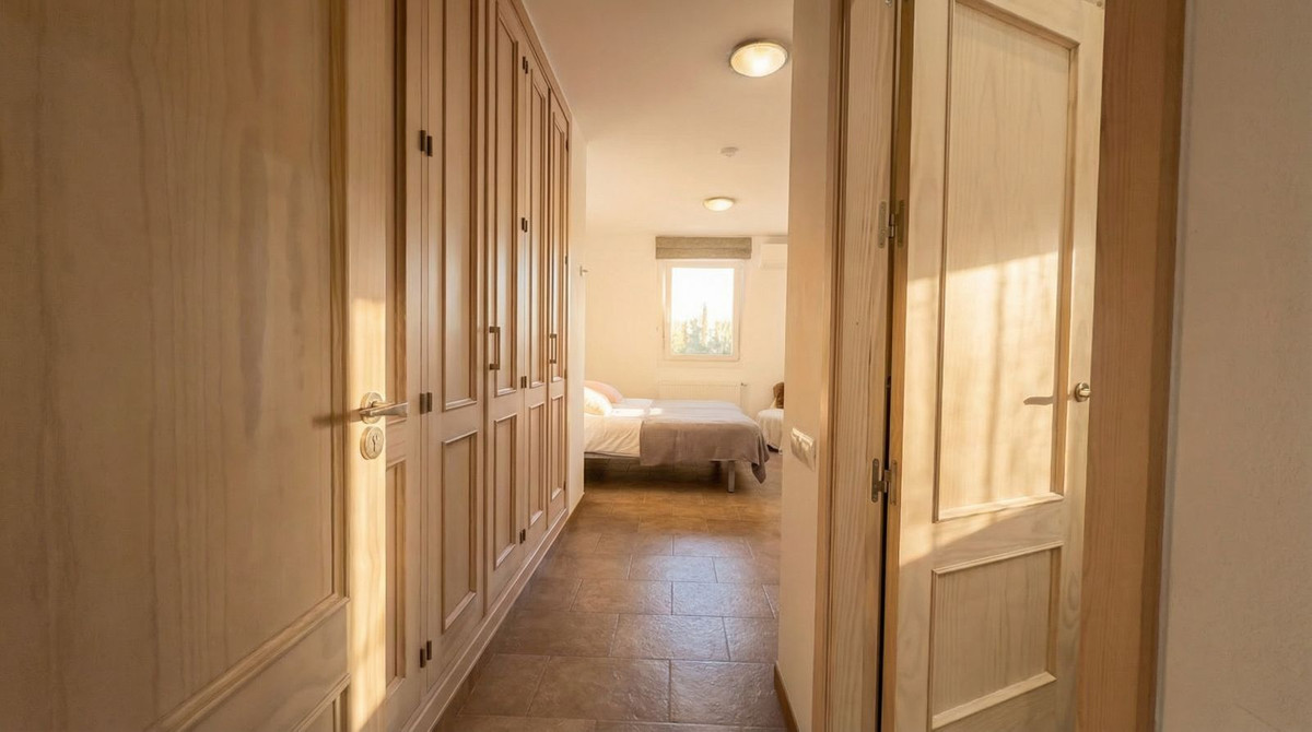 Vrijstaande Villa te koop in Guaro | 4 slaapkamers H5387761