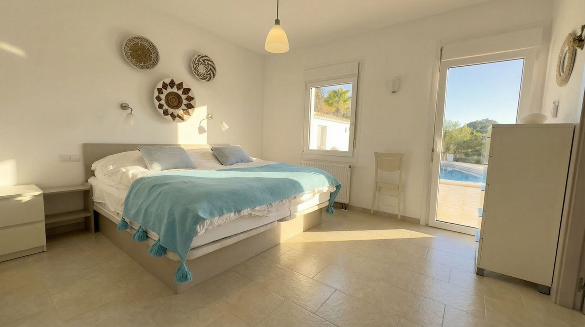 Vrijstaande Villa te koop in Guaro | 4 slaapkamers H5387761