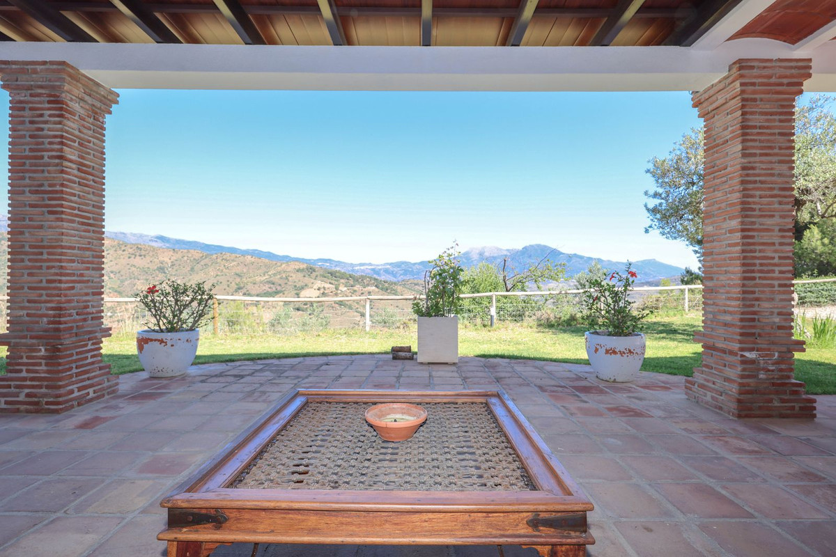 Property main view 60