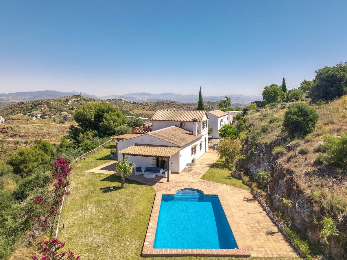 Property main view 64