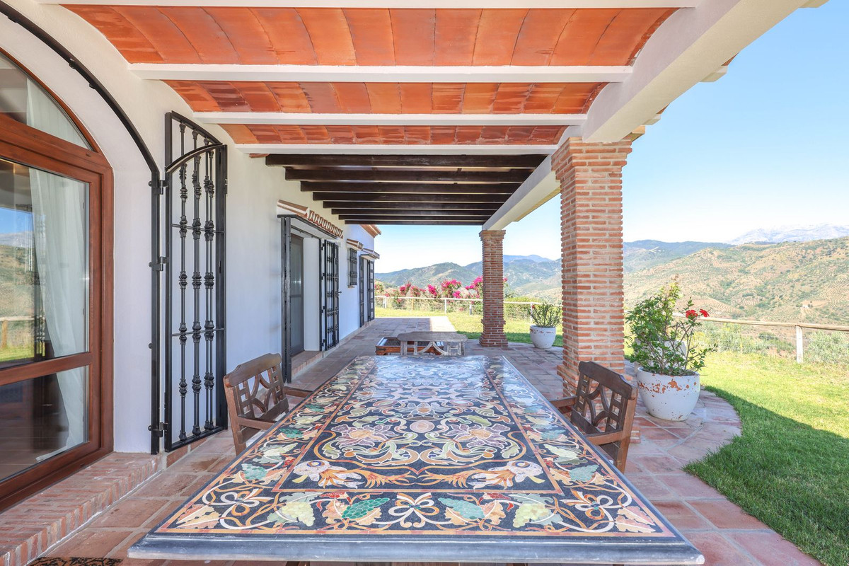 Property main view 70