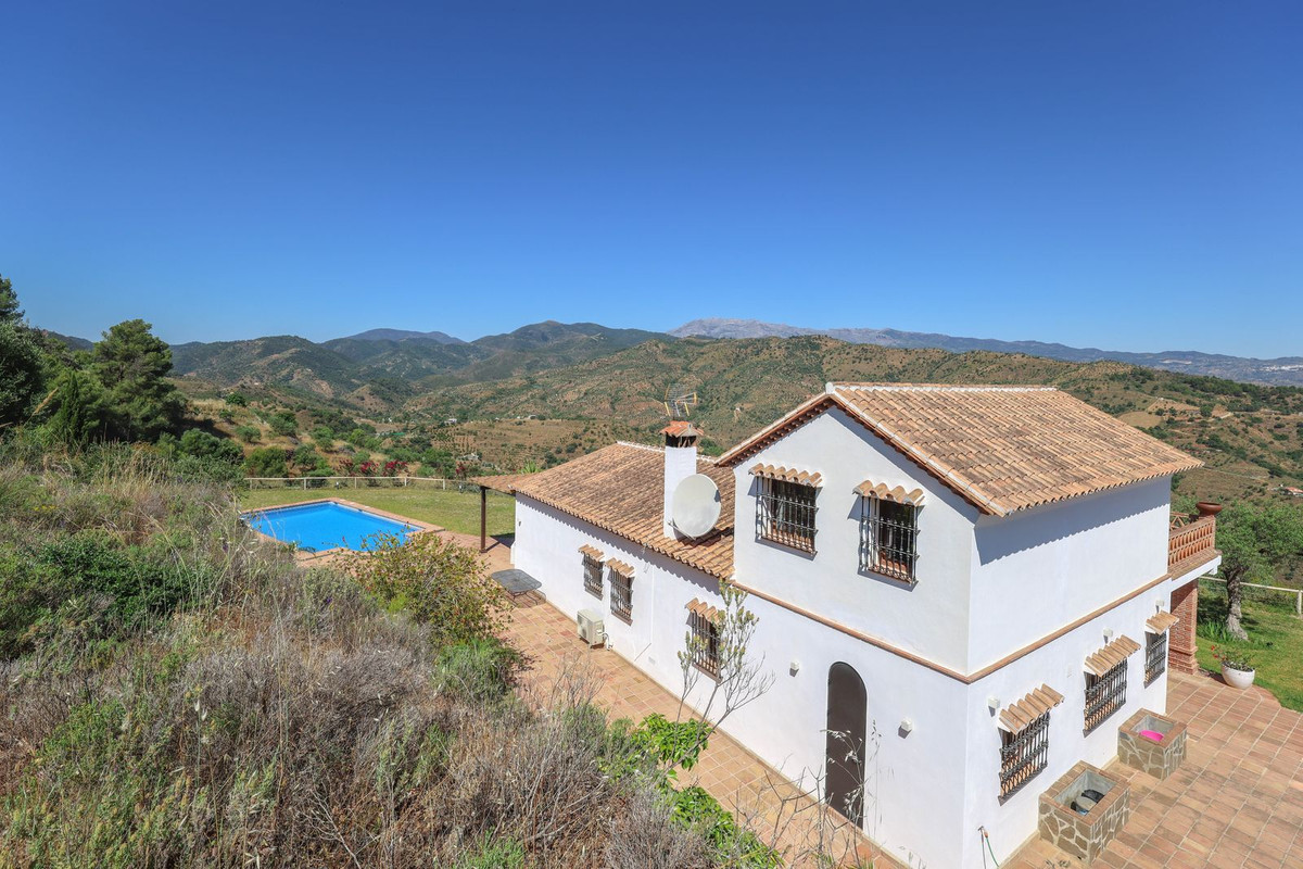 Property main view 76
