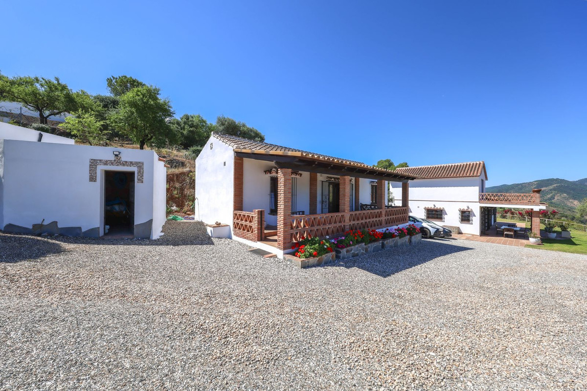 Property main view 82