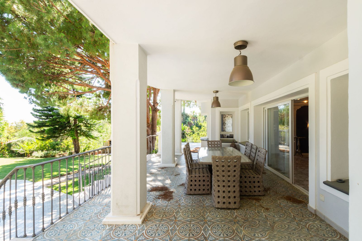 Huis te koop in Hacienda Las Chapas | 6 slaapkamers H3797722