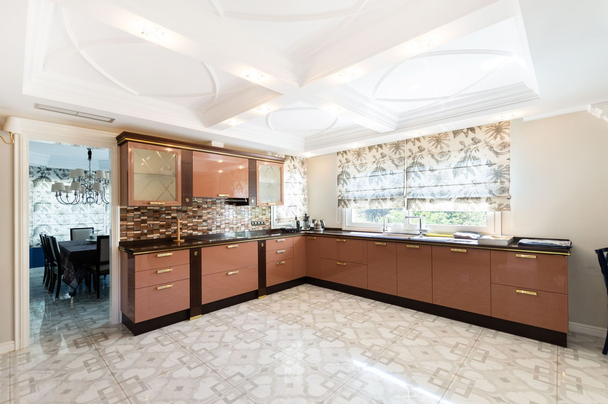Huis te koop in Hacienda Las Chapas | 6 slaapkamers H3797722