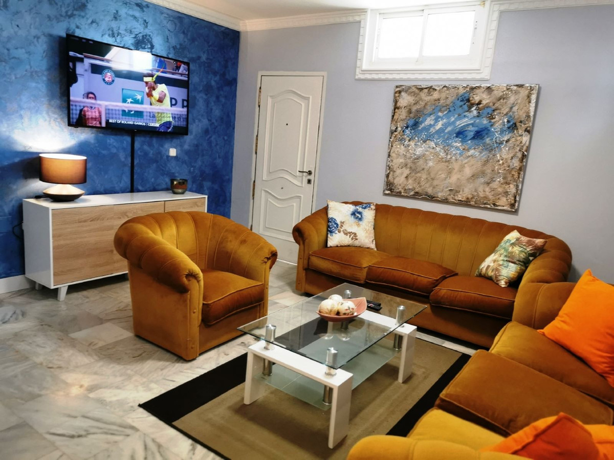 Huis te koop in Hacienda Las Chapas | 10 slaapkamers H4731685