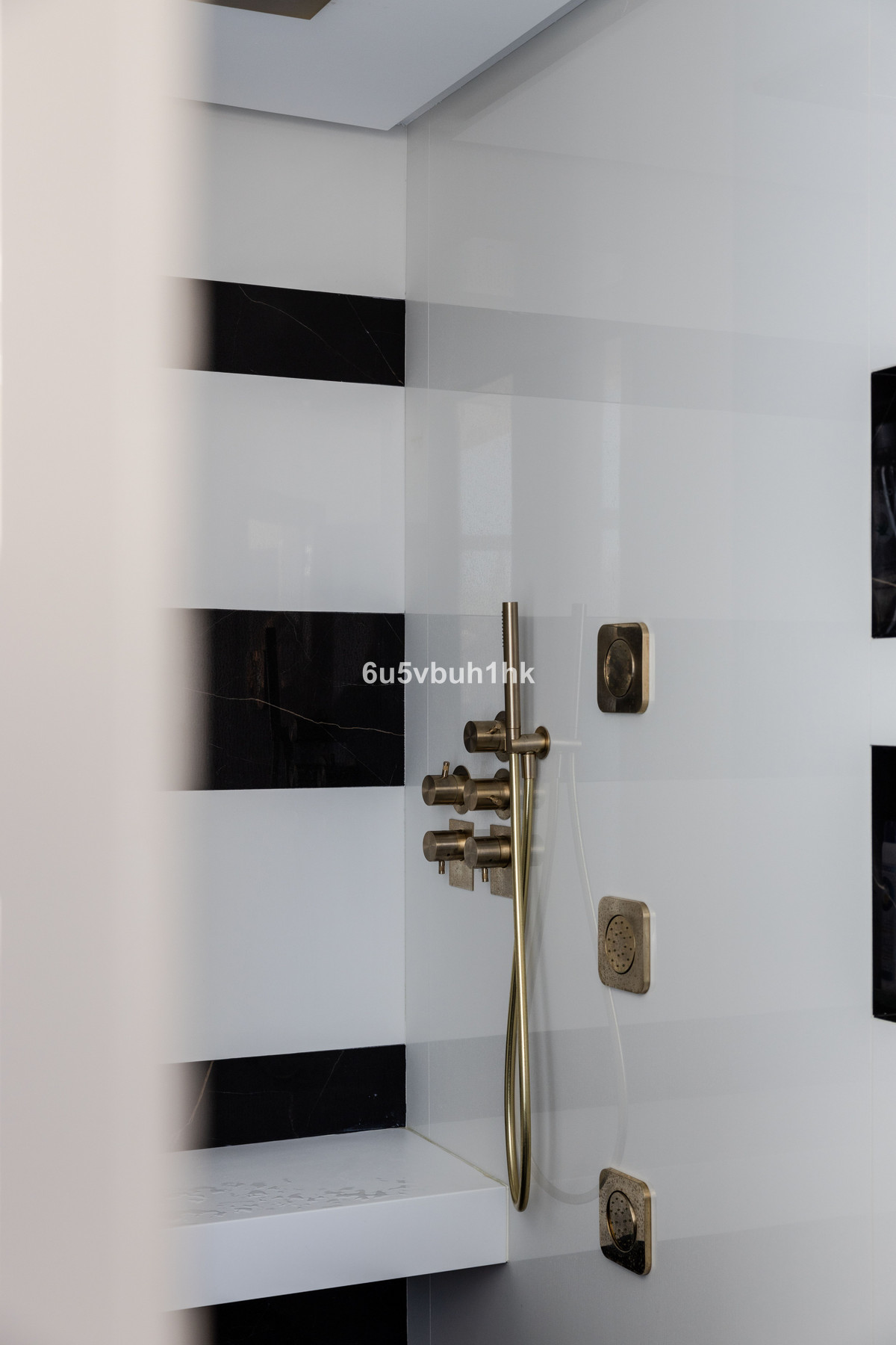 Huis te koop in Hacienda Las Chapas | 7 slaapkamers H4770742