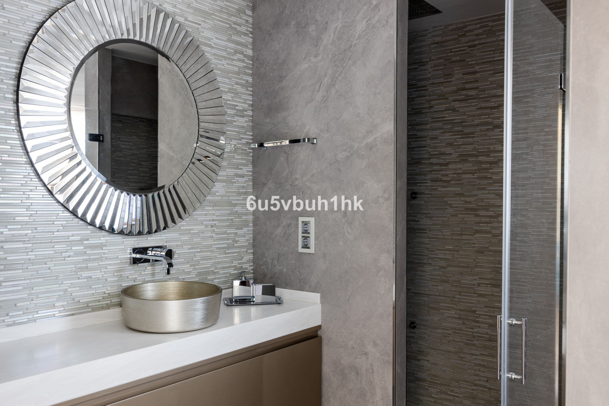 Huis te koop in Hacienda Las Chapas | 7 slaapkamers H4770742