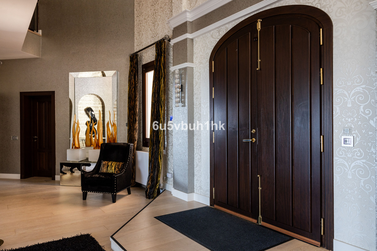 Huis te koop in Hacienda Las Chapas | 7 slaapkamers H4770742