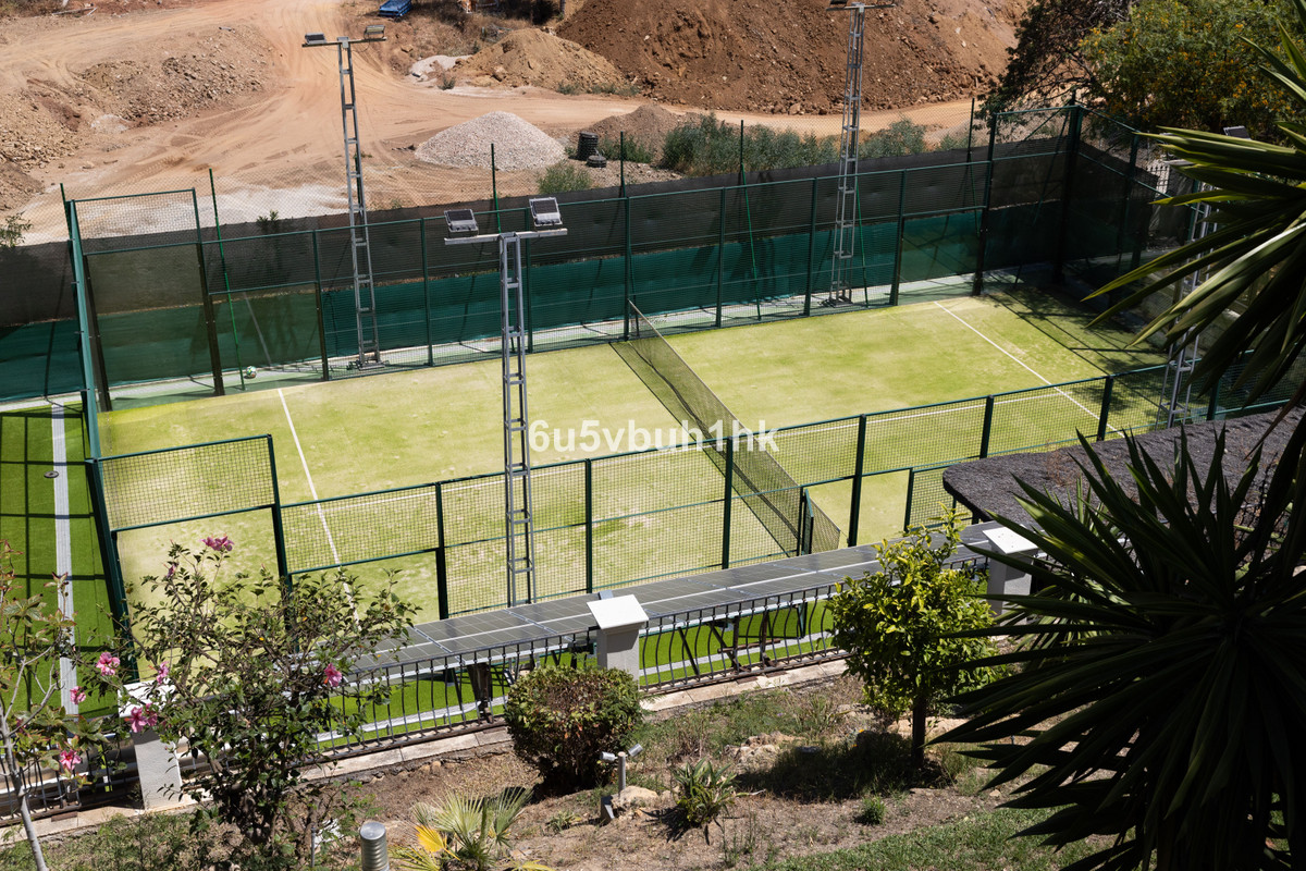 Huis te koop in Hacienda Las Chapas | 7 slaapkamers H4770742