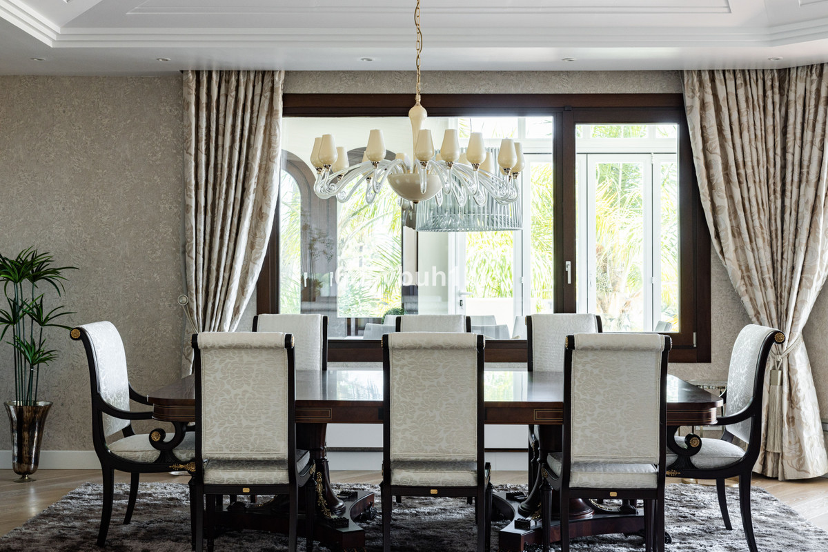 Huis te koop in Hacienda Las Chapas | 7 slaapkamers H4770742