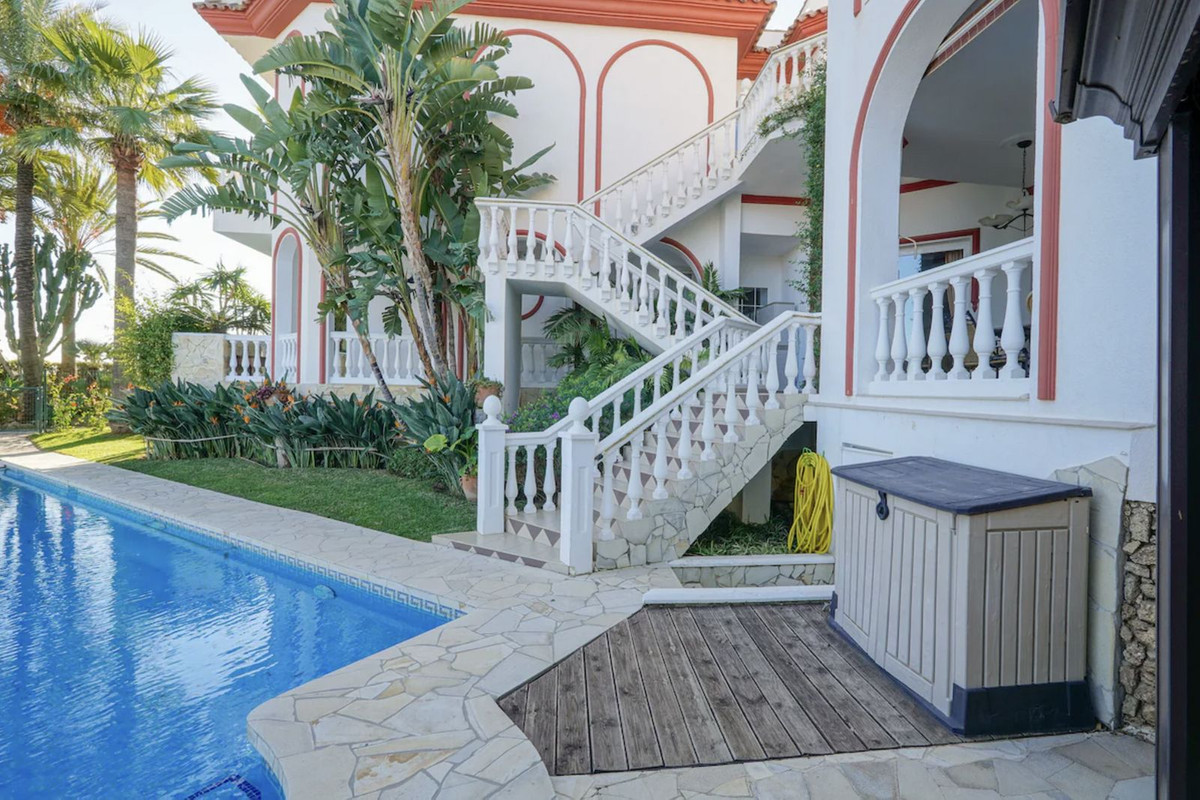 Vrijstaande Villa in Hacienda Las Chapas-55
